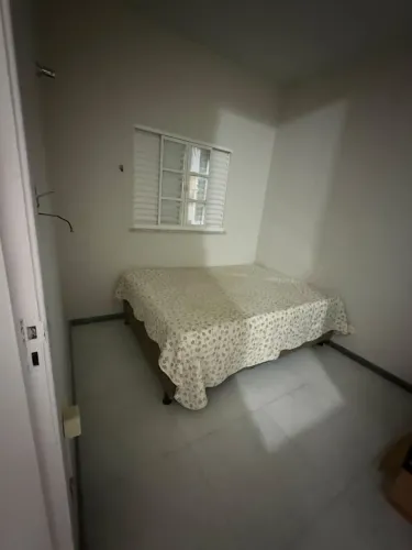 Aluguel de quarto com cama