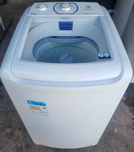 Máquina de lavar Electrolux 8,5 kg Essential Care