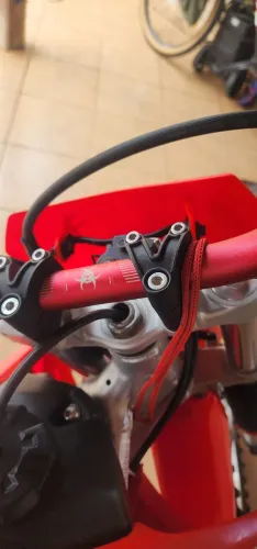 HONDA CRF 250 ANO 2024 UNICO DONO
