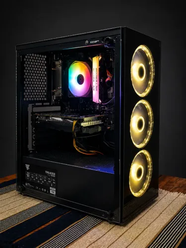 Pc Gamer Ryzen 5 | RX 580 | 16 RAM | SSD 240