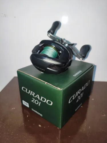 Carretilha Shimano Curado M 201