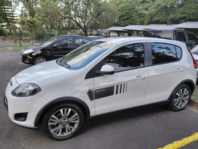 Fiat Palio Sporting Dualogic 1.6 Flex 16V 5P 2015