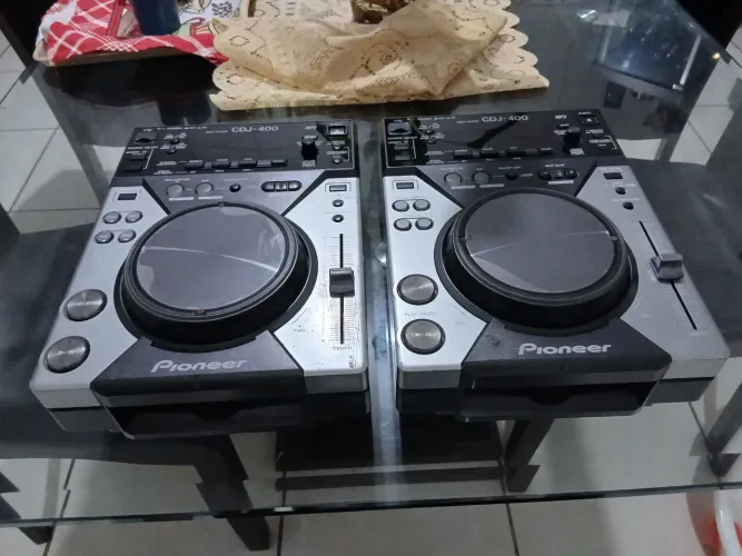 PAR DE CDJ-400 PIONEER