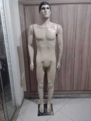 MANEQUIM