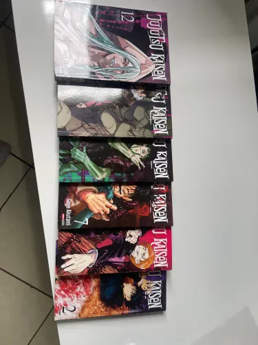 mangás jujutsu kaisen vol.2, 3, 7, 8, 10, 12