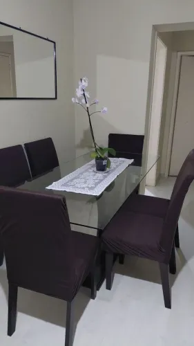 Mesa seis cadeiras