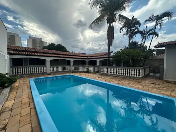 Casa com 3 dormitórios à venda, 218 m² por R$ 600.000,00 - Vila Cristina - Rio Claro/SP