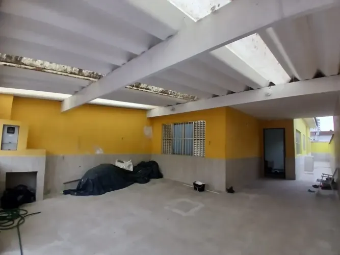 Imóvel para aluguel possui 68 metros quadrados com 2 quartos em Boqueirão - Praia Grande -