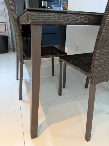 Mesa para 6 lugares 160 x 90 tampo de vidro