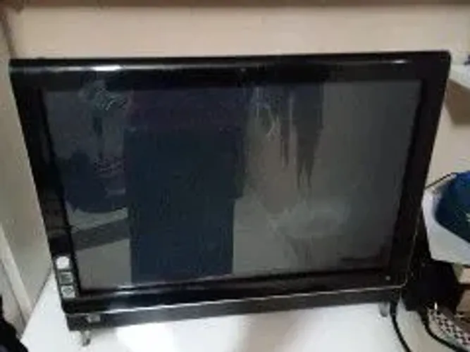 Vendo computador ALL onde Hp está com defeito.