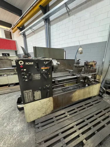Torno mecânico S30B