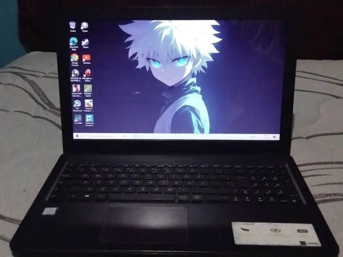 Notebook Asus vivobook x543u i3 7020u ssd 120gb + 4gb ram contém dois vazamento de luz