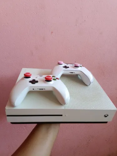 Vendo Xbox one S