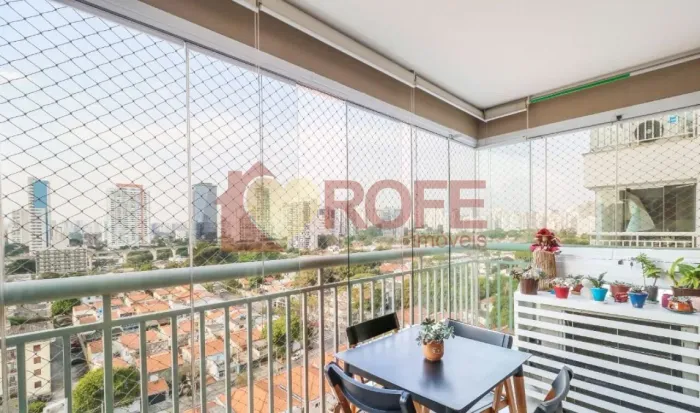 1 dormitório, 49m², suíte e lavabo, 2 banheiros, ar condicionado,