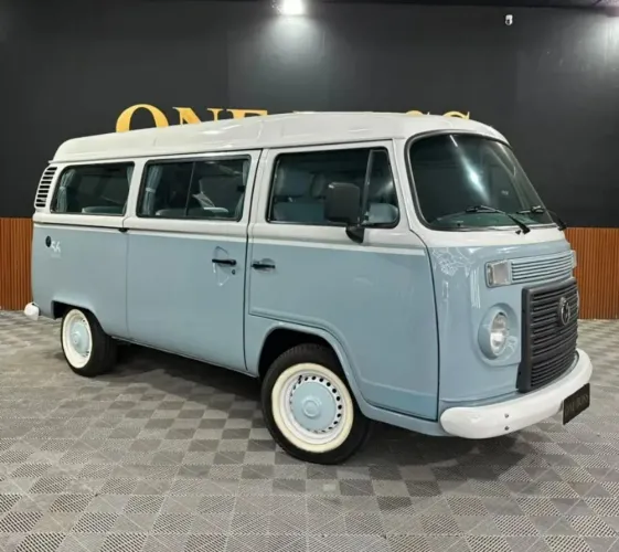 Volkswagen Kombi Last Edition 56 1.4 MI Total Flex 2014