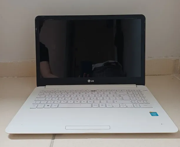 Notebook LG15U340 - Ideal para Peças ou Reparo