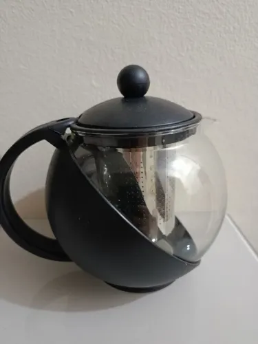 Chaleira de vidro preta com infusor removível de aço inoxidável para preparar chás