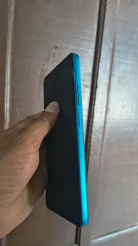 MotoG 75