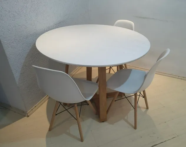 Mesa de jantar com 3 cadeiras - 110 cm