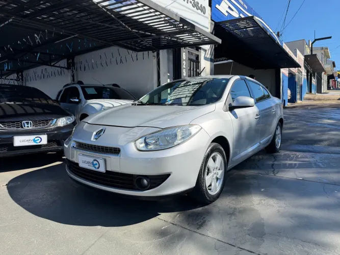 Renault Fluence Sed. Dynamique 2.0 16V Flex Mec. 2013