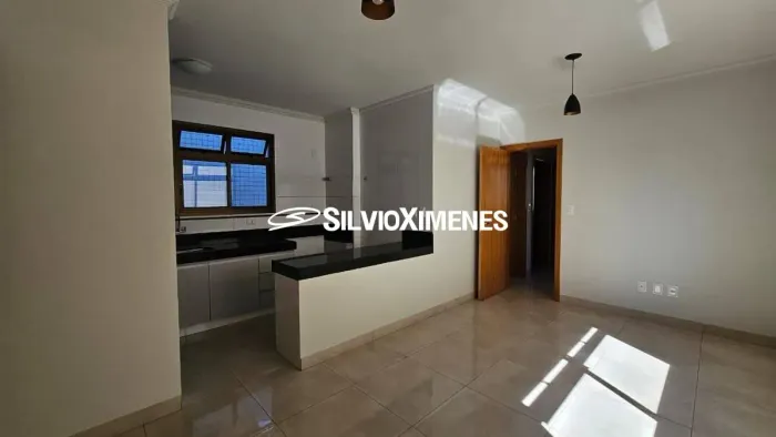 Área Privativa com 3 quartos para Locação, Nova Granada - Belo Horizonte