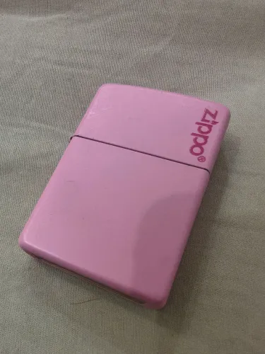 Isqueiro Zippo Pink Matte 2012 fluido ótimo estado 