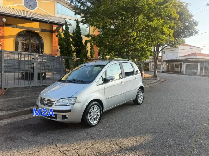 Fiat Idea ELX 1.8 MPI Flex 8V 5P 2010