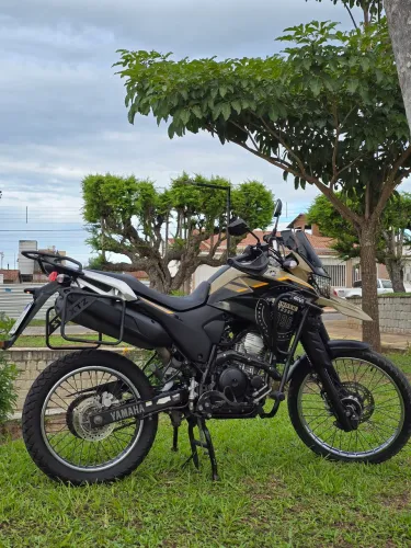 XTZ LANDER 250 2023 - equipada por Completo