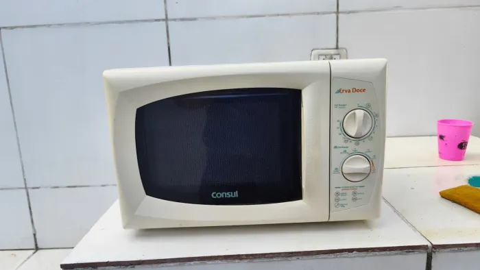 Microondas Consul Erva doce (CMM26ABBNA)