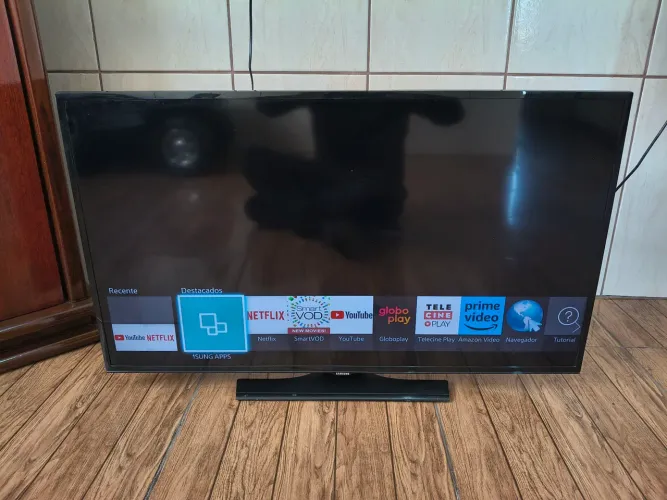Barbada vendo TV Samsung smart 40 polegadas 