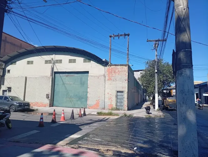 Excelente galpão 600m Nossa Senhora da Penha para alugar