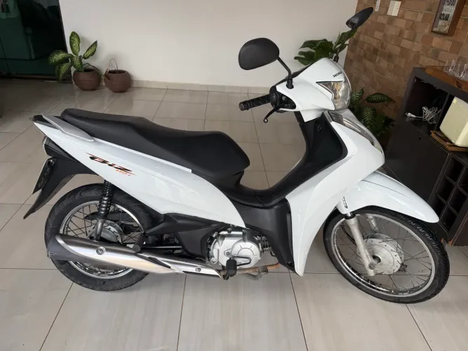 Vendo Biz super conservada. 