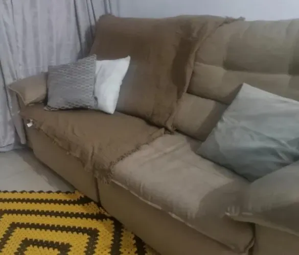 Sofá Retrátil - R$ 650