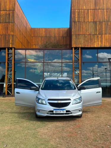 Chevrolet Onix JOY Hatch 1.0 8V Flex Mec. 4P 2019