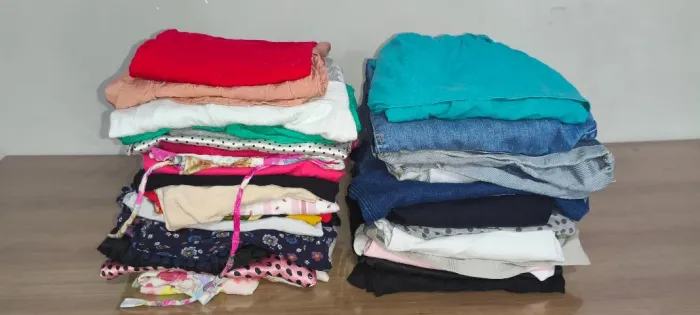 Kit Lote 39 Peças Roupas Femininas Leia O Anúncio - Várias (Usado)