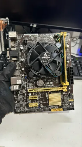 KIT I5 4440 - 4GB RAM - ASUS H81M-E - s espelho