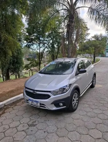 Chevrolet Onix Activ 1.4 8V Flex Mec. 4P 2017