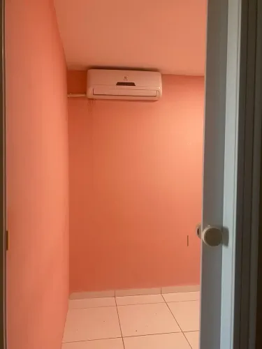 Sala pra sublocar 