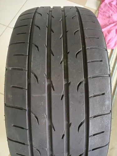 Pneu Dunlop Direzza DZ102 225/45 aro 17 usado