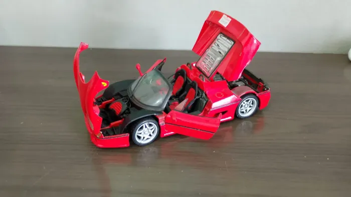 Ferrari f-50 brinquedos colecionar 