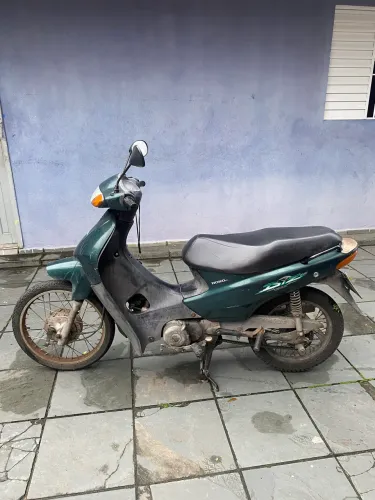Bis 100 ano 2002
