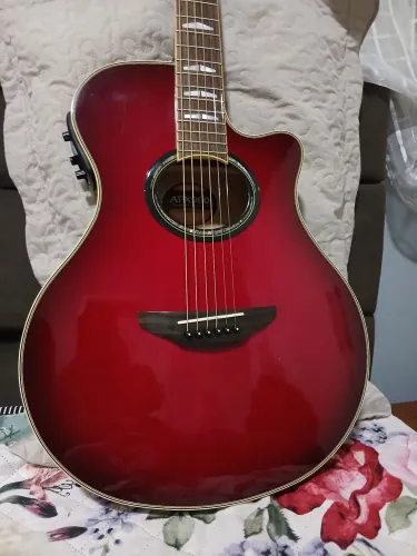 VIOLAO YAMAHA APX 900