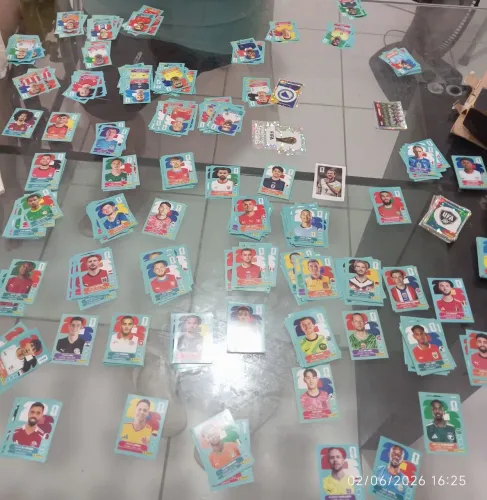 Vendo ou troco figurinhas da copa 2026 Panini !!!!