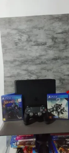 PS4 slim 1 tera .