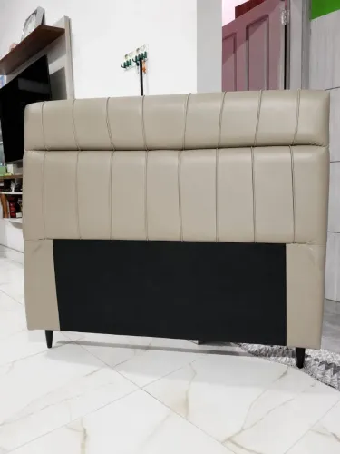 Vende-se Cabeceira Estofada !