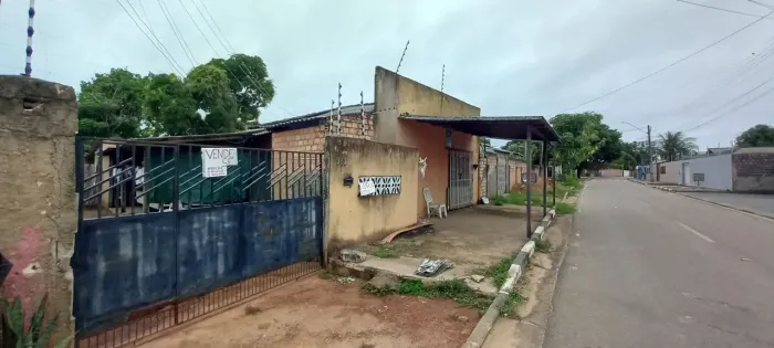 Vende-se casa Jardim tropical