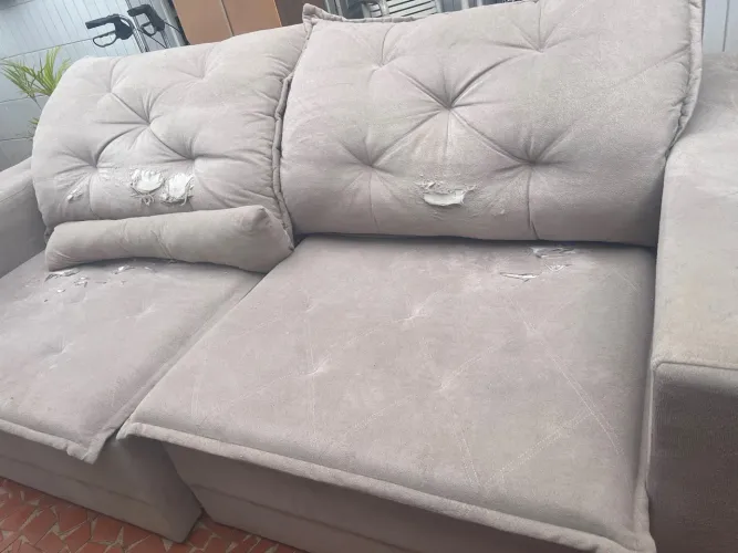 Sofá de 2,30m marca Montano - reclinável