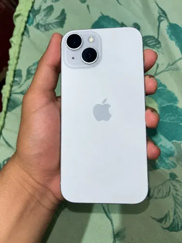 iPhone 15 normal