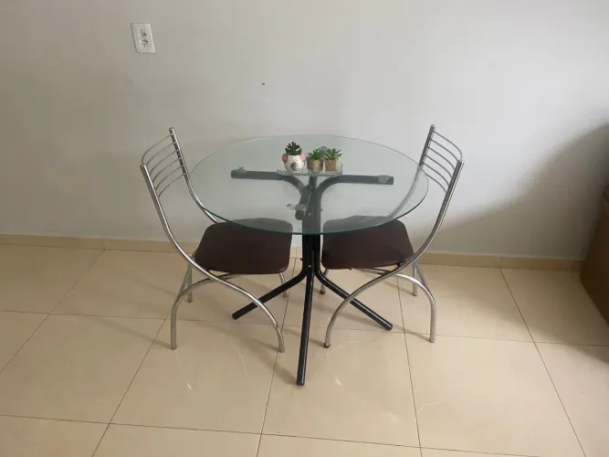 VENDO MESA DE VIDRO