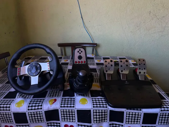 Volante Logitech G27
